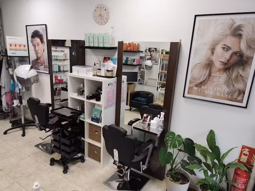 S&rsquo;CADA HAIR SPECIALISTS &ndash; M&aacute;s que un servicio, una experiencia!