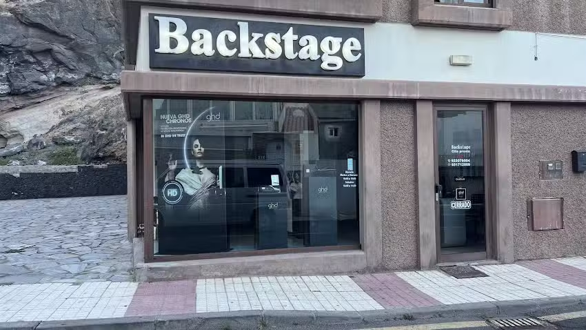 Sal&oacute;n Backstage Hair Stylist