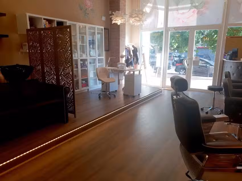 SALON DE BELLEZA DARINA.F
