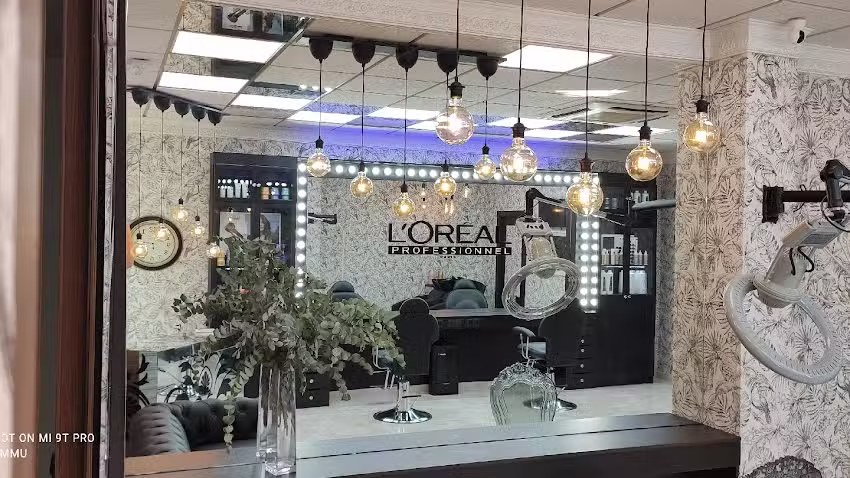 Sal&oacute;n de Belleza &Eacute;poca