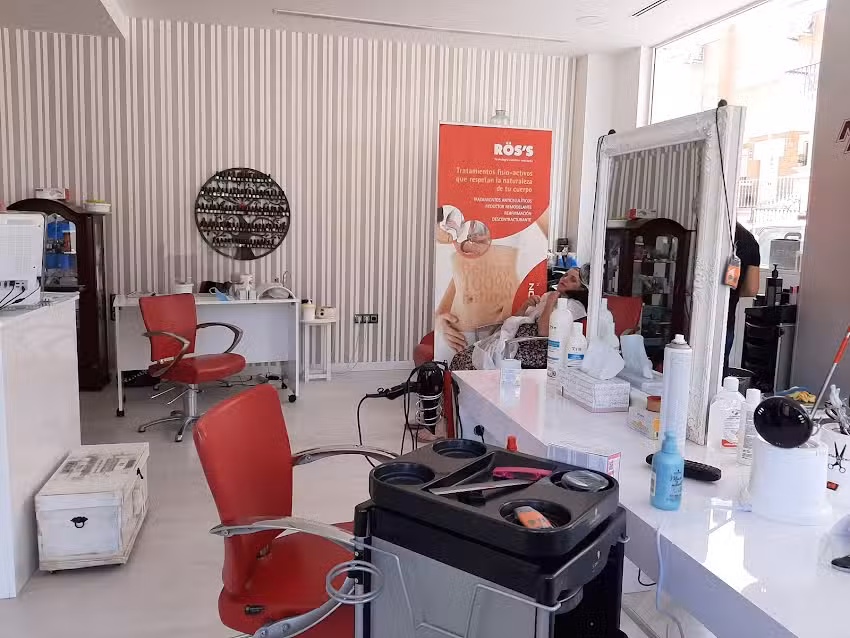 Sal&oacute;n de belleza Mati Hernandez &ndash; Almer&iacute;a
