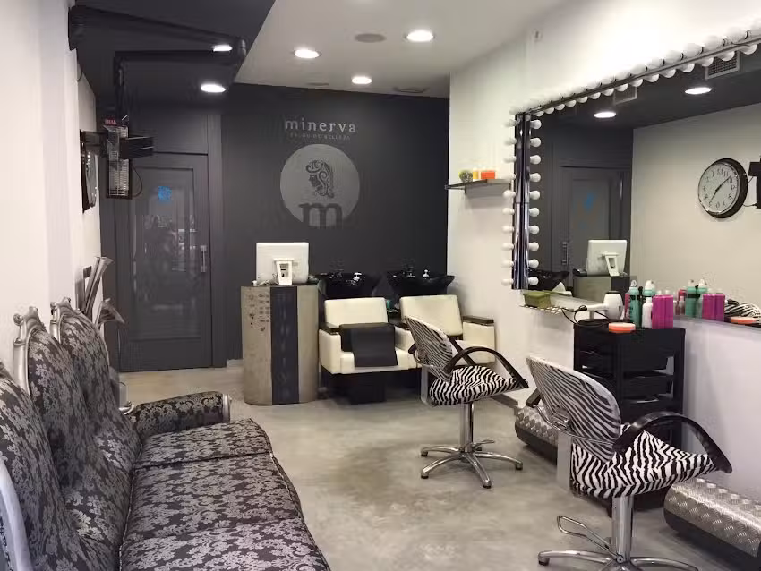Salon de Belleza Minerva – Loli Arjona