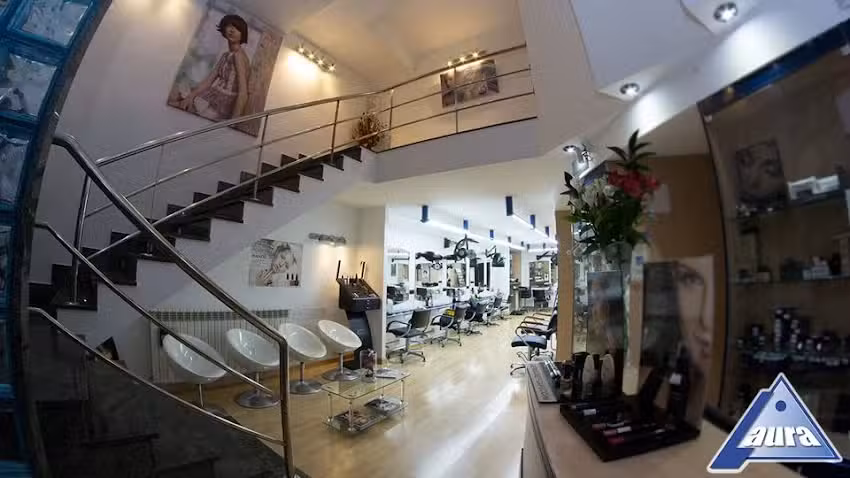 Sal&oacute;n de Peluquer&iacute;a Laura