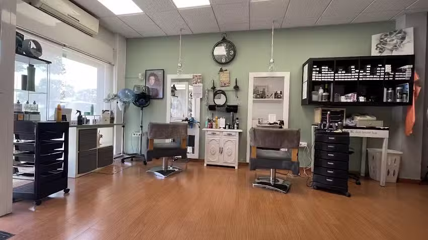 Salon de Peluquer&iacute;a y Centro de Belleza &raquo; Mamy&acute;s &laquo;