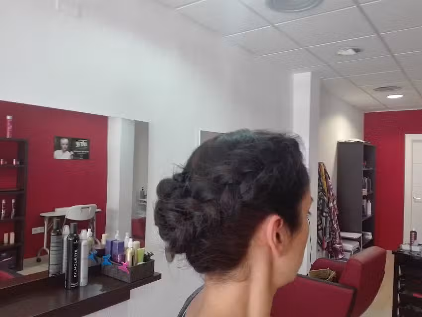 Salon de Peluqueria y Estetica isbella