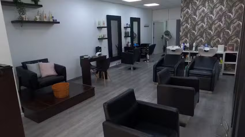 Salón Desire Herrera