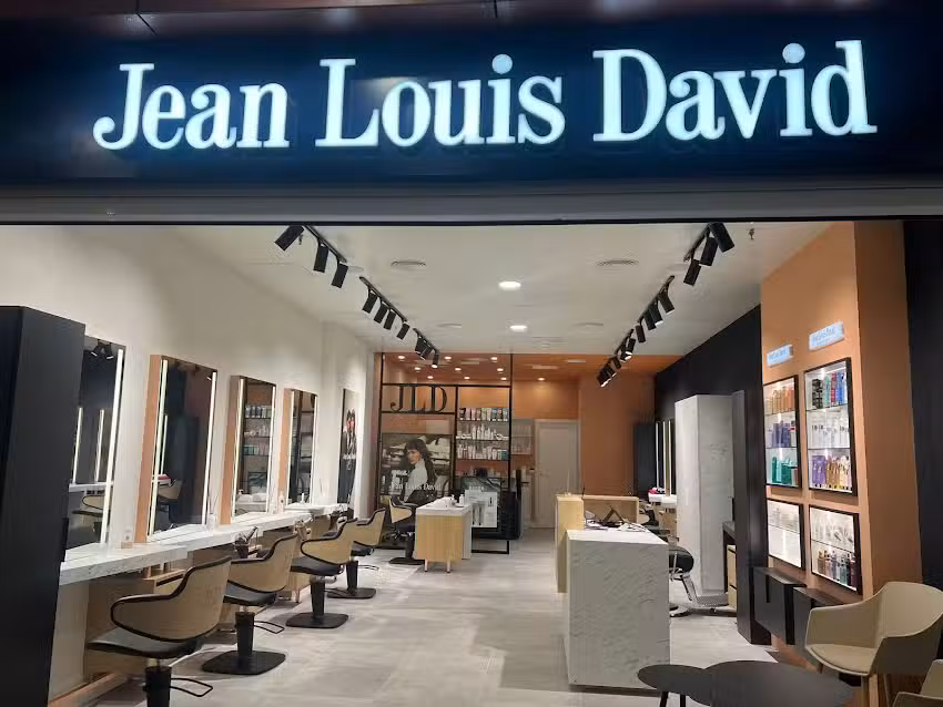 Sal&oacute;n Jean Louis David &ndash; CC Las Rotondas &ndash; Peluquer&iacute;a