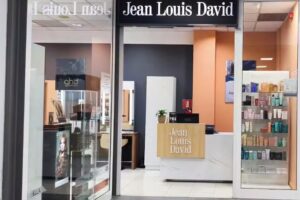 Salón Jean Louis David Renteria