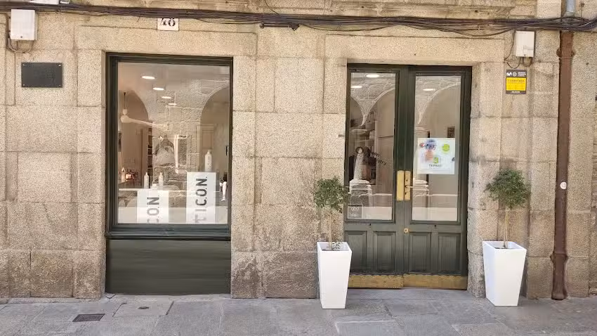 SALÓN PATRICIA LÓPEZ