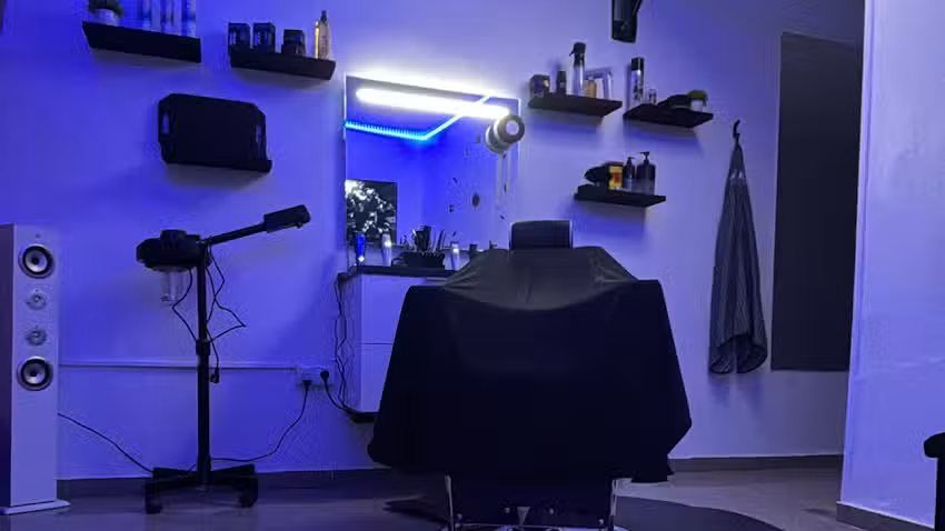 SALON ROYAL CUT