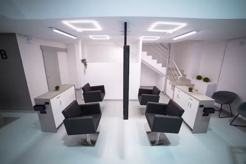 Sal&oacute;n SUA-B | Barber&iacute;a Castelldefels