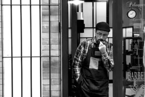 Salvador’s Peluquero’s – Peluqueria de caballeros y señoras&barberia.