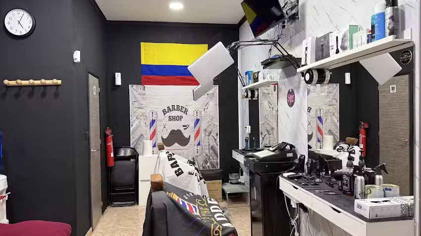 SANTOS BARBER SHOP