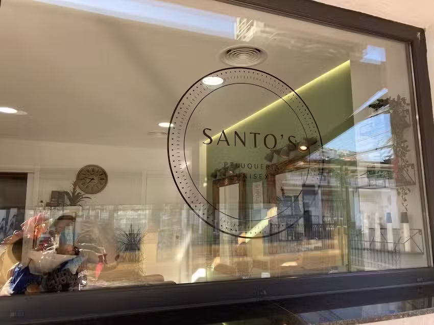 Santos Peluquer&iacute;a Unisex &Aacute;lora