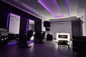 SAROS BARBER