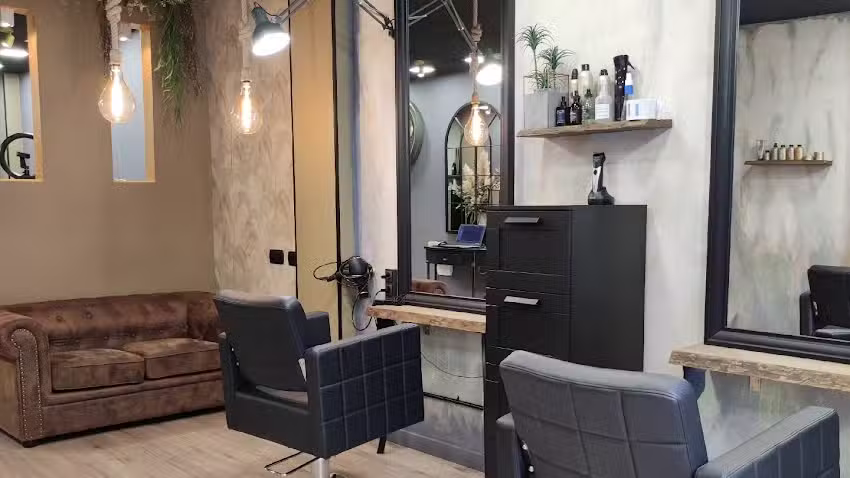 Seijas Hair Salon / Miranda Roc&Miel Hair Sal&oacute;n