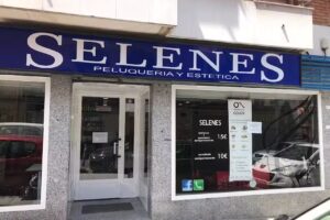 Selenes