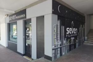 Seven Peluqueros