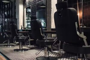 Sir Fausto, barbería y tattoo
