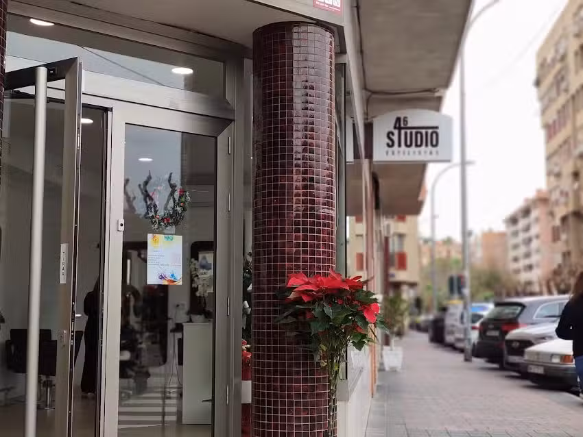 STUDIO 46 ESTILISTAS