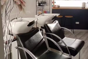 STUDIO 79 Hair Design