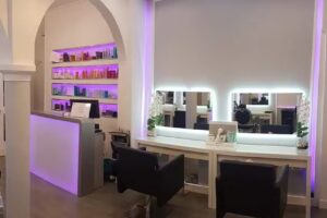 STYLE & CUT peluqueros