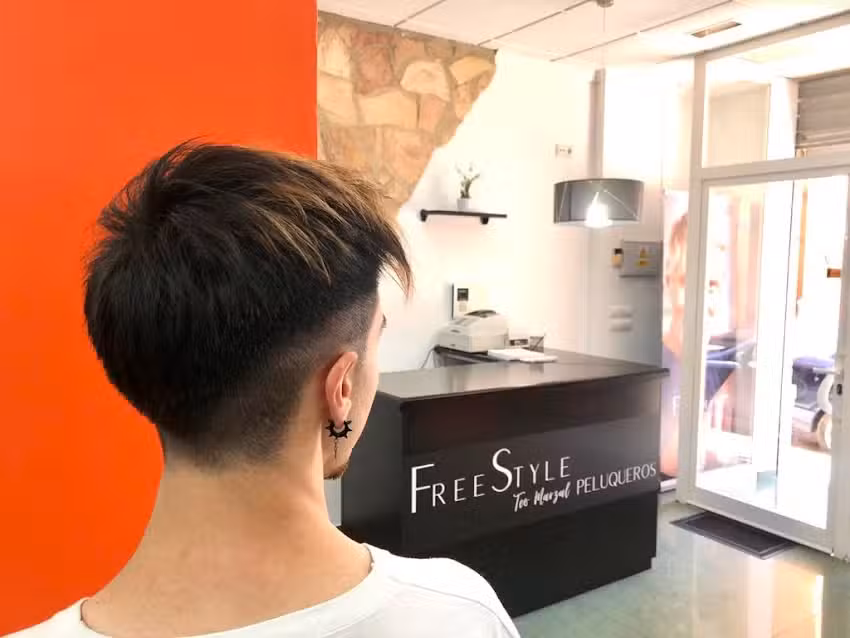 Styles Marzal Peluqueros