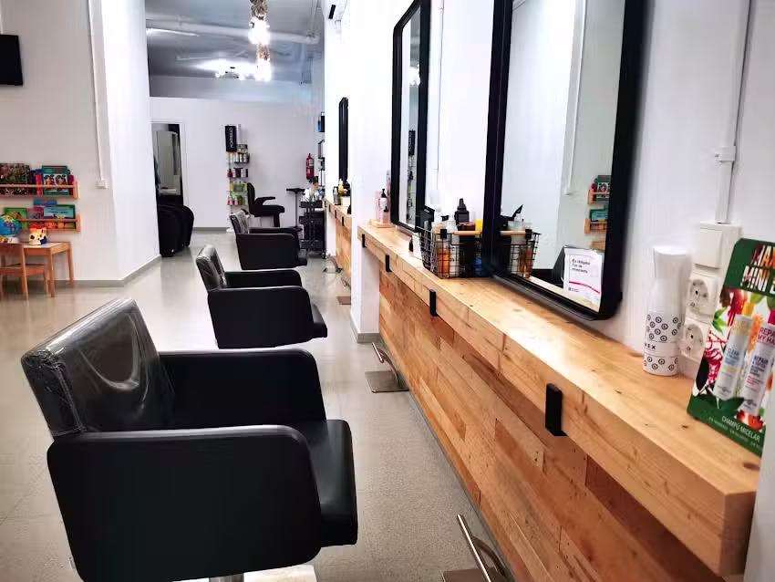 STYLO Peluquer&iacute;a y Est&eacute;tica