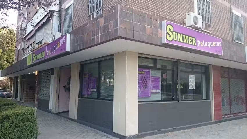 Summer Peluqueros