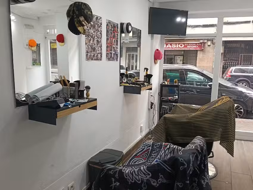 Tahiel barbershop