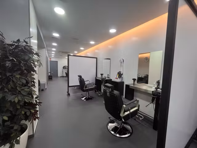 TEND&Egrave;NCIES: PELUQUER&Iacute;A UNISEX Y TRATAMIENTOS CAPILARES