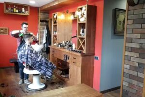 The Barber’s Local