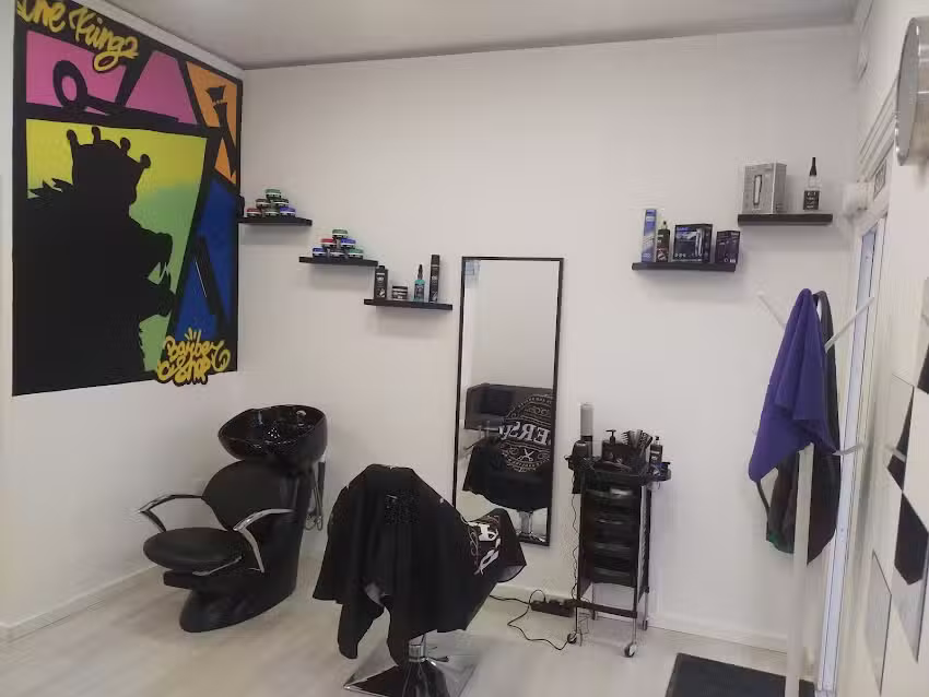 THE KING Barbershop