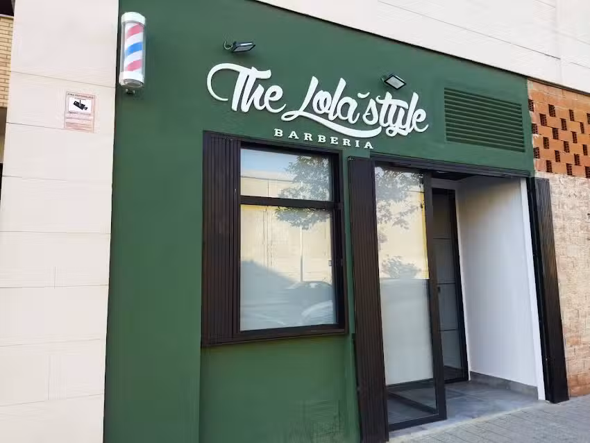 The Lola&acute;Style Peluquer&iacute;a de Caballeros