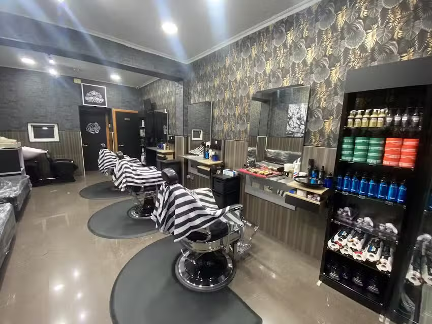 THE LUX Barber Shop