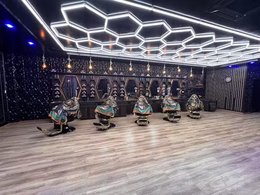 The lux barber