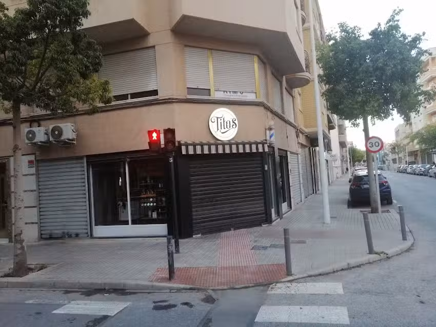 Tito’s Barber
