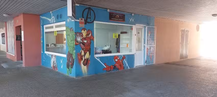 To&ntilde;o stark barbershop