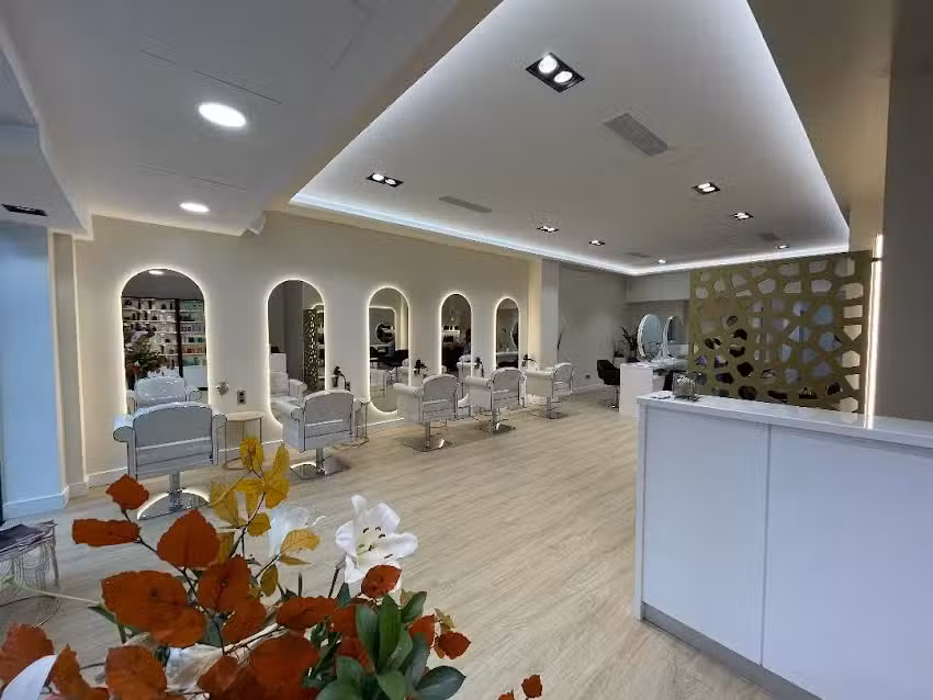 TOOL BARCELONA Peluquer&iacute;a Est&eacute;tica
