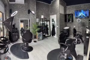 True barber studio