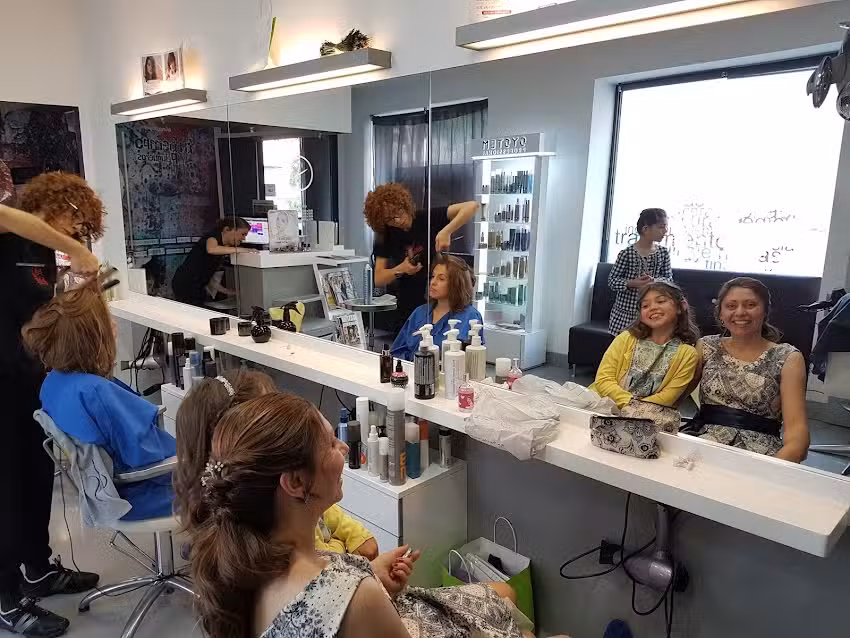 Tu Tiempo Peluqueros