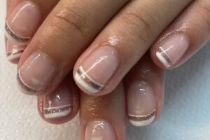 UÑAS DE GEL y Manicura Yomi Cambrils