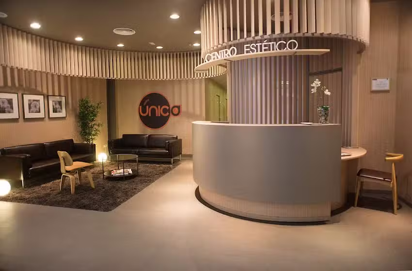 Único