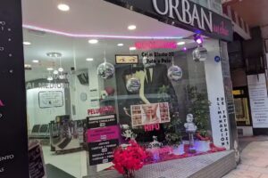 Urban Au Chic-Peluquería y Estética
