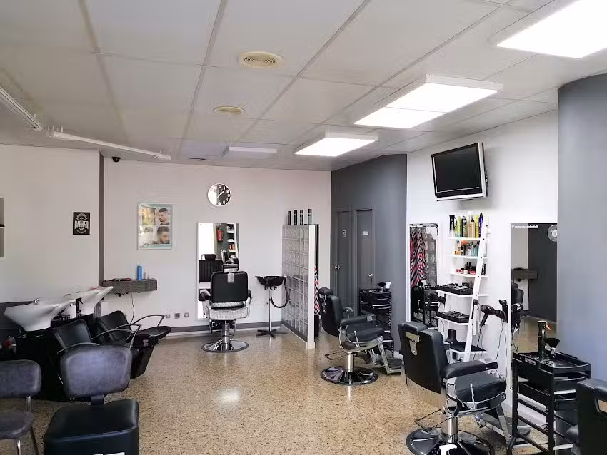 VADEPELO BARBER SABADELL