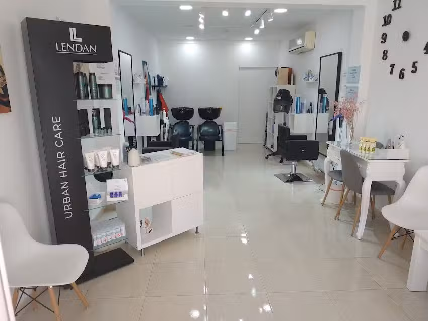 valquira peluqueria y est&eacute;tica