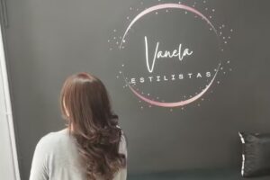 VANELA ESTILISTAS