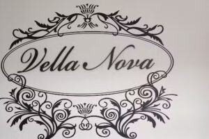 Vella Nova