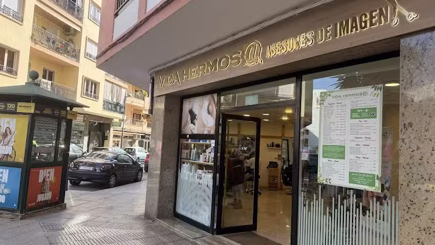 Vida hermosa&mdash;peluquer&iacute;a as&iacute;a