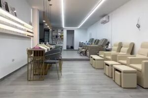 WANG XU NAILS & MASSAGE